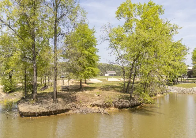 Photo 3 of Land for sale at 328 Duck Blind Rd, Clifton, TN 38425 | MLS# 3501501 | Listing updated on 2026-08-10