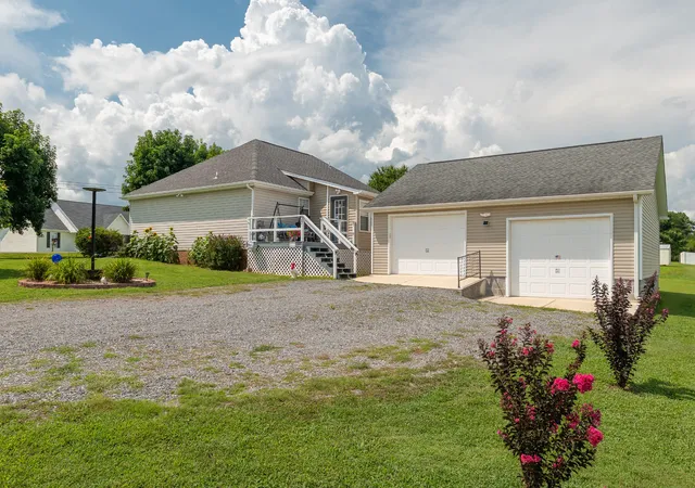 2nd image of 27 Ridgeline Dr, Fayetteville, TN 37334 | MLS# 3339893