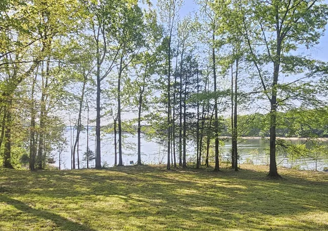 2nd image of 4 Island View Dr, Bath Springs, TN 38311 | MLS# 3320383