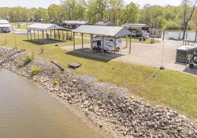 2nd image of 885 River Front Dr, Clifton, TN 38425 | MLS# 3333516