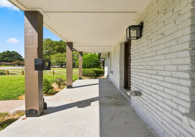 Photo 3 of Single family home for sale at 604 Harding Pl, Nashville, TN 37211 | MLS# 3501021 | Listing updated on 2026-09-19