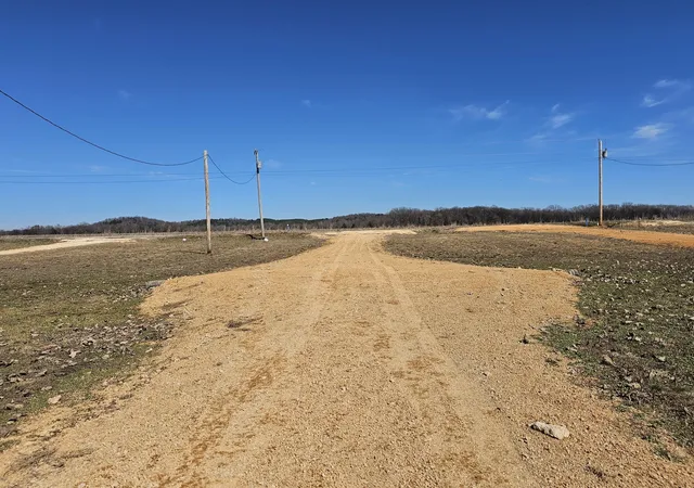 4th image of 199 Hardin Bottom River Rd, Clifton, TN 38425 | MLS# 3320917