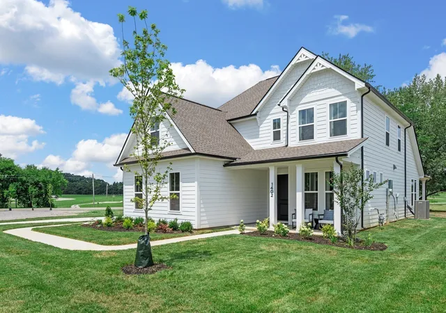 2nd image of 1412 Charles Dr, Chapel Hill, TN 37034 | MLS# 3319923