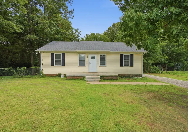 1st image of 529 Anderson Ave, Smyrna, TN 37167 | MLS# 3320661