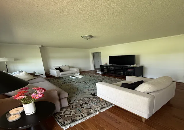 Photo 3 of Sale Pending at 729 Weakley Crk Rd E, Lawrenceburg, TN 38464 | MLS# 3320009 | Listing updated on 2026-09-01
