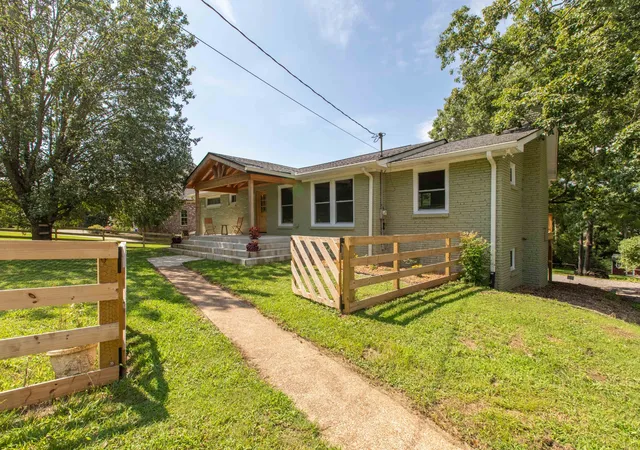 36th image of 929 Davidson Dr, Nashville, TN 37205 | MLS# 3333575