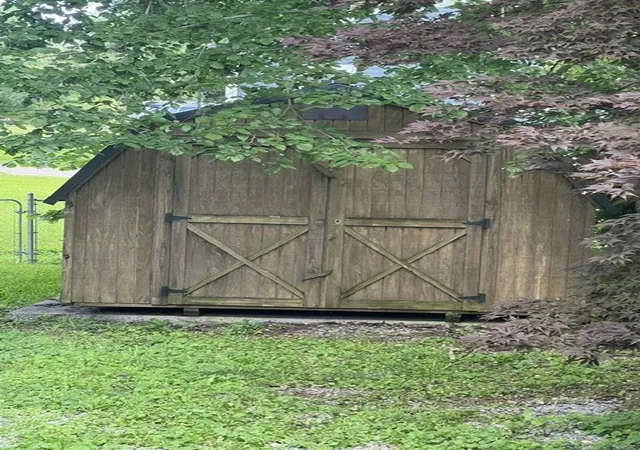 Photo 2 of Single family home for sale at 1 Central Ave, Tullahoma, TN 37388 | MLS# 3333592 | Listing updated on 2026-09-04