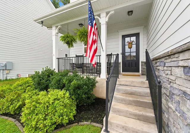 Photo 3 of Single family home for sale at 1474 Cotillion Dr, Murfreesboro, TN 37128 | MLS# 3511237 | Listing updated on 2026-10-08