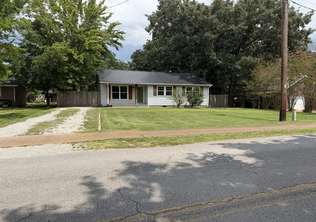 5th image of 15 Forrest Ave, Hohenwald, TN 38462 | MLS# 3333865