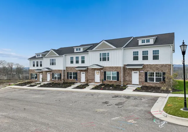Photo 1 of Townhouse for sale at 226 Dry Crk Cmns, Goodlettsville, TN 37072 | MLS# 3320028 | Listing updated on 2026-10-05