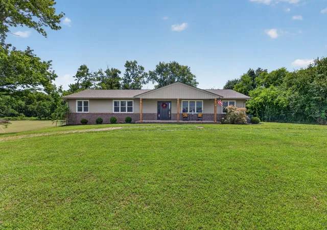 1st image of 926 Dyer Cir, Morrison, TN 37357 | MLS# 3501020