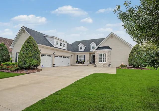 2nd image of 512 Fairway St, Bowling Green, KY 42103 | MLS# 3320093