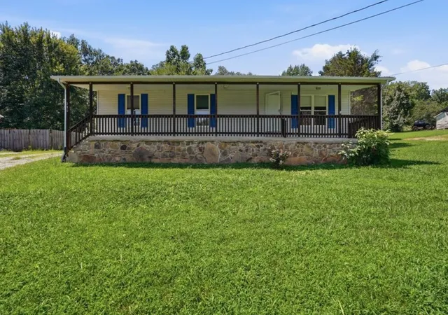 2nd image of 280 Middle Dr, Sparta, TN 38583 | MLS# 3320106