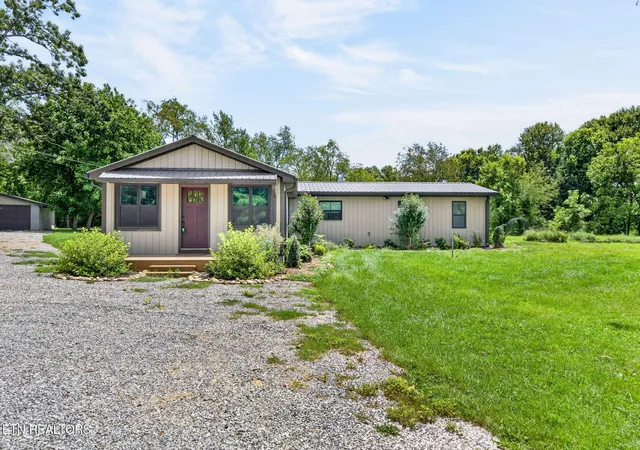 1st image of 2490 Chestnut Hill Rd, Crossville, TN 38571 | MLS# 3320127