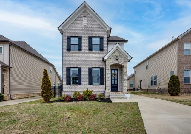 1st image of 1645 Brockton Ln, Nashville, TN 37221 | MLS# 3333723