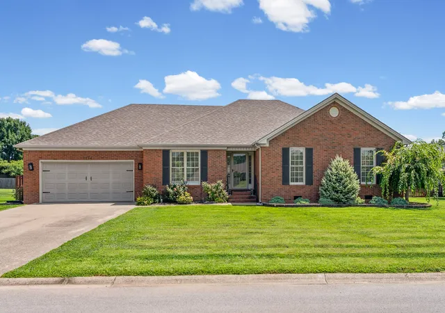 1st image of 1714 Ivy Lynn Ct, Hopkinsville, KY 42240 | MLS# 3320161