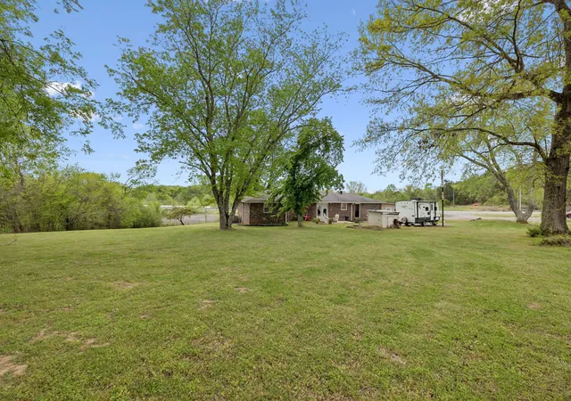 Photo 3 of House for sale at 7102 Hartsville Pike, Lebanon, TN 37087 | MLS# 3320167 | Listing updated on 2026-09-05