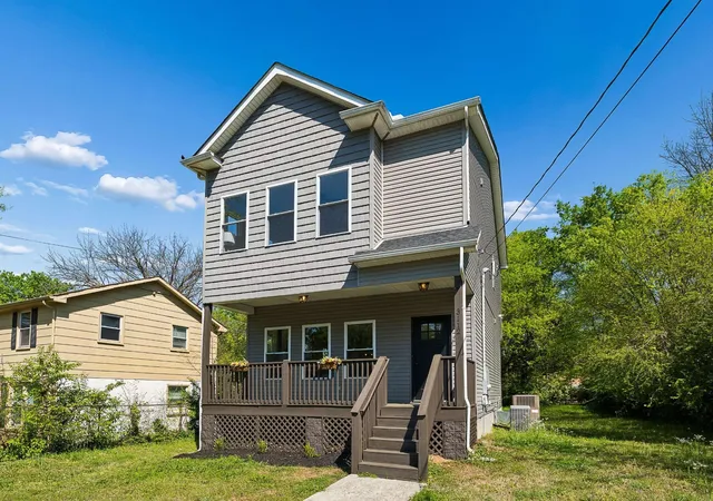 Photo 3 of Single family home for sale at 3112 Greggwood Dr, Nashville, TN 37207 | MLS# 3320174 | Listing updated on 2026-08-04
