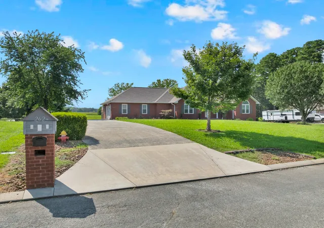 2nd image of 262 Crimson Dr, Winchester, TN 37398 | MLS# 3322405