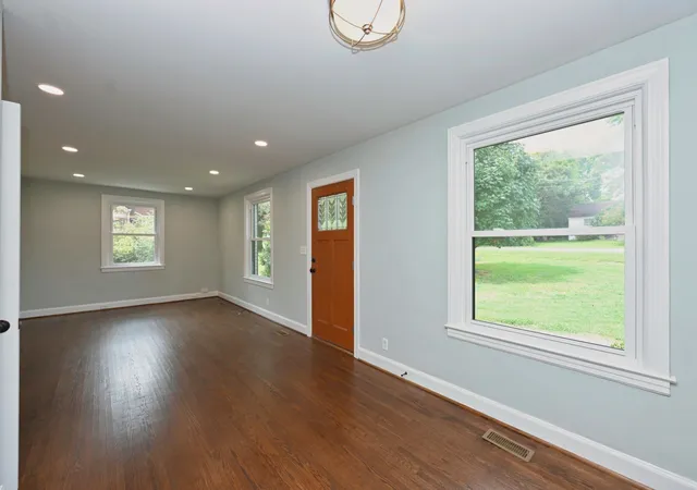 3rd image of 2213 Ridgecrest Dr, Nashville, TN 37216 | MLS# 3320570
