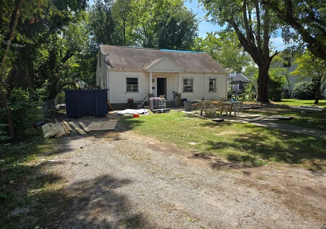 1st image of 309 Crestview Dr, Hopkinsville, KY 42240 | MLS# 3320197