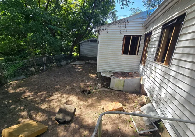 2nd image of 309 Crestview Dr, Hopkinsville, KY 42240 | MLS# 3320197
