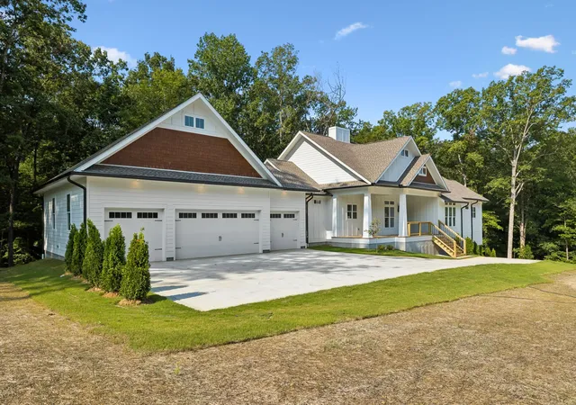 Photo 4 of Single family home for sale at 148 Laurel Furnace Rd, White Bluff, TN 37187 | MLS# 3510406 | Listing updated on 2026-09-23