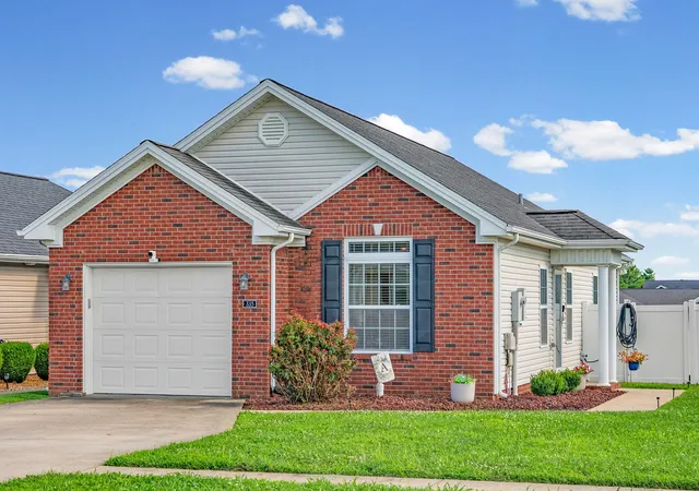 2nd image of 335 Abbey Way N, Hopkinsville, KY 42240 | MLS# 3322407