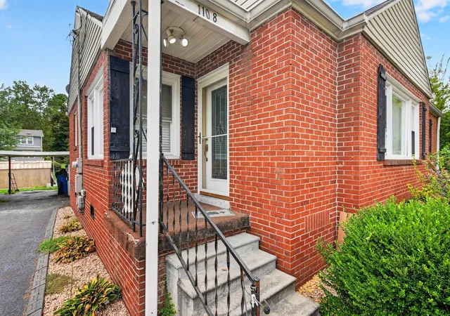 4th image of 1108 S Brittain St, Shelbyville, TN 37160 | MLS# 3320228
