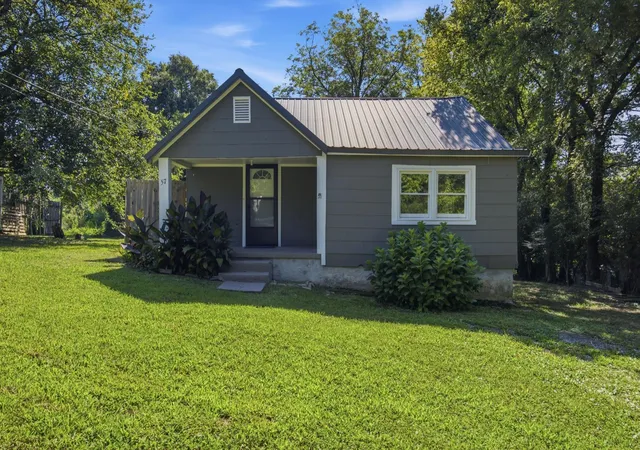 1st image of 57 Circle Dr, Rossville, GA 30741 | MLS# 3320227