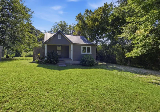 3rd image of 57 Circle Dr, Rossville, GA 30741 | MLS# 3320227