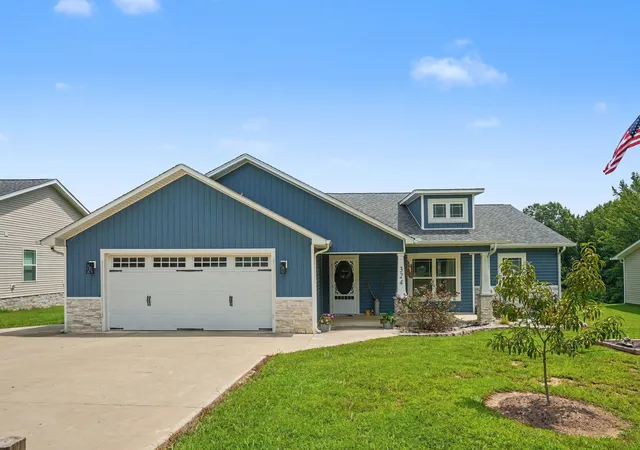 2nd image of 324 Post Oak Rd E, Camden, TN 38320 | MLS# 3510750