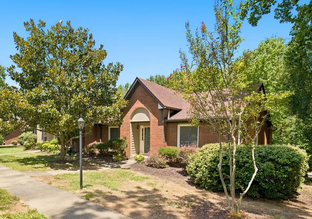 Photo 2 of Condo for sale at 224 Highland Villa Cir, Nashville, TN 37211 | MLS# 3513721 | Listing updated on 2026-08-29