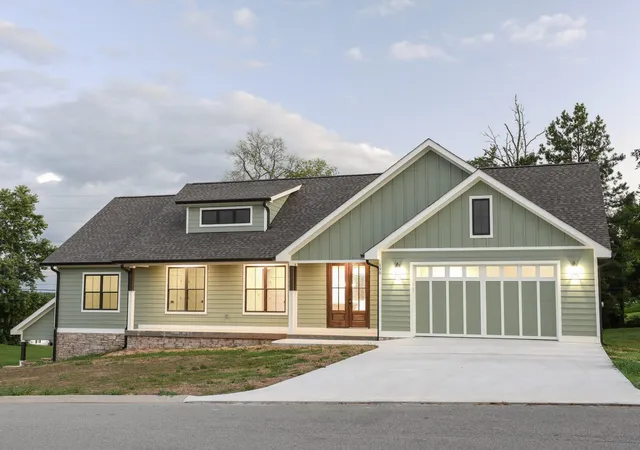 1st image of 135 Blue Sky Dr, Dayton, TN 37321 | MLS# 3320343
