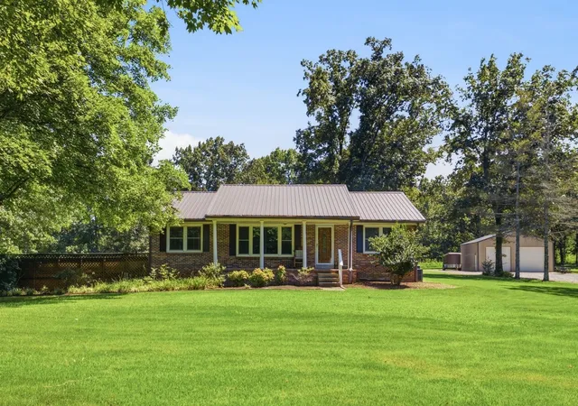 2nd image of 2837 Hopkins Bridge Rd, Lewisburg, TN 37091 | MLS# 3322424