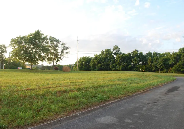 3rd image of 72 Business Center Circle, Sevierville, TN 37876 | MLS# 3320519