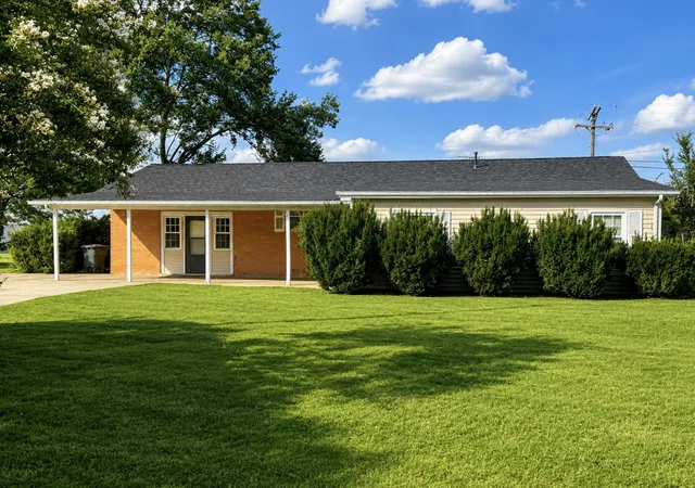 3rd image of 638 N Broadway, Portland, TN 37148 | MLS# 3320613