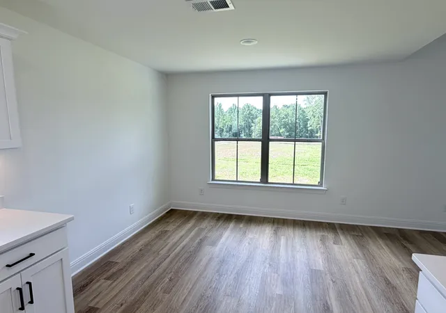 5th image of 401 Marcella Ct, Dickson, TN 37055 | MLS# 3320526