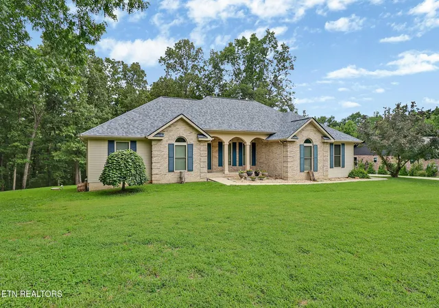 2nd image of 564 Cumberland View Dr, Crossville, TN 38571 | MLS# 3320546
