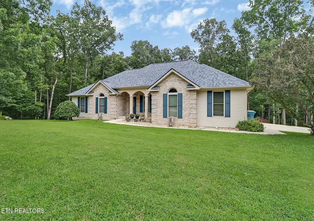 3rd image of 564 Cumberland View Dr, Crossville, TN 38571 | MLS# 3320546