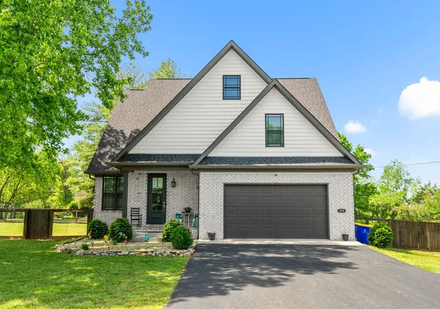 2nd image of 205 Dew Drop Dr, Franklin, KY 42134 | MLS# 3320590