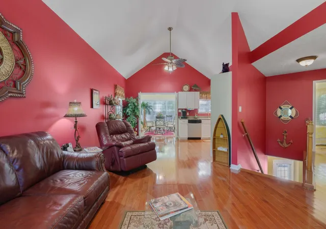 3rd image of 90 Happy Run Rd, Scottsville, KY 42164 | MLS# 3320600