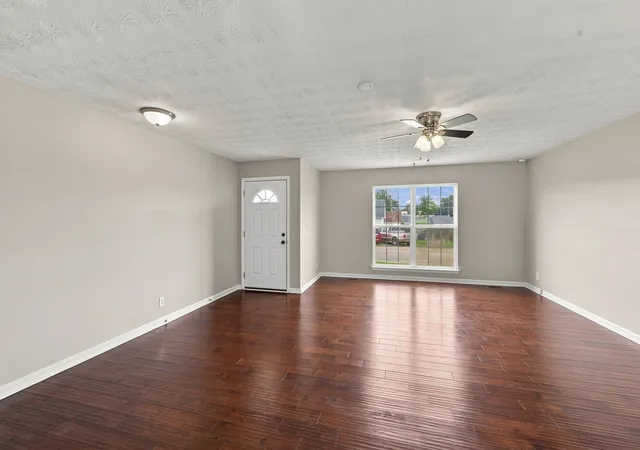 3rd image of 303 Bandera Ln, Springfield, TN 37172 | MLS# 3320699