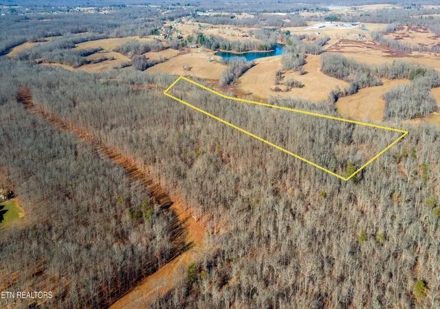 3rd image of 1149 Off Stanley Hood Rd, Crossville, TN 38571 | MLS# 3320602