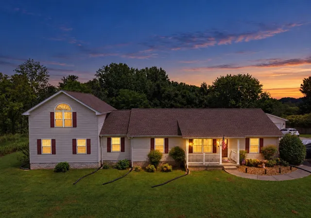 Photo 1 of Single family home for sale at 7464 Hoods Branch Rd, Springfield, TN 37172 | MLS# 3329909 | Listing updated on 2026-09-22