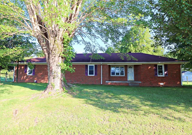 3rd image of 6254 Carthage Rd, Pleasant Shade, TN 37145 | MLS# 3336154