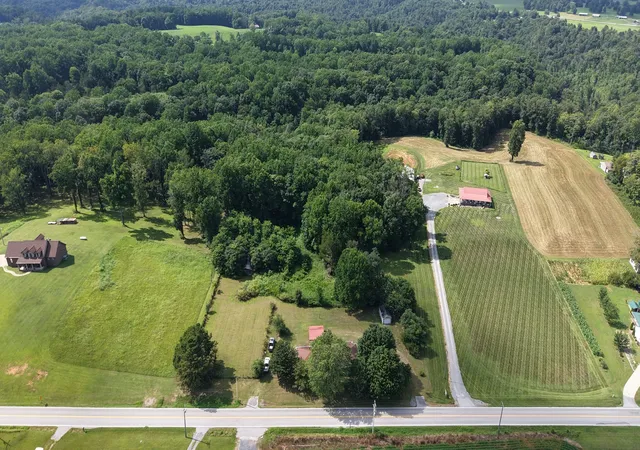 4th image of 6254 Carthage Rd, Pleasant Shade, TN 37145 | MLS# 3336154