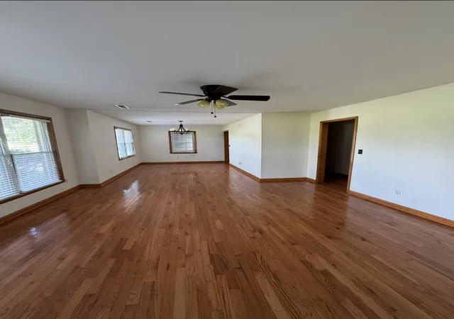 2nd image of 322 Blane Dr, Hopkinsville, KY 42240 | MLS# 3320676