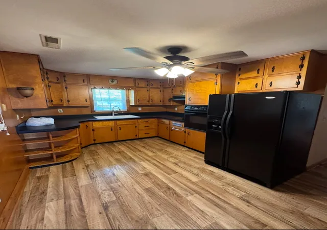 4th image of 322 Blane Dr, Hopkinsville, KY 42240 | MLS# 3320676