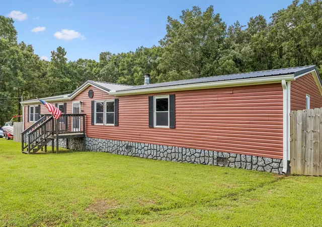 image of 216 Shubert Rd, Hohenwald, TN 38462 | MLS# 3520251